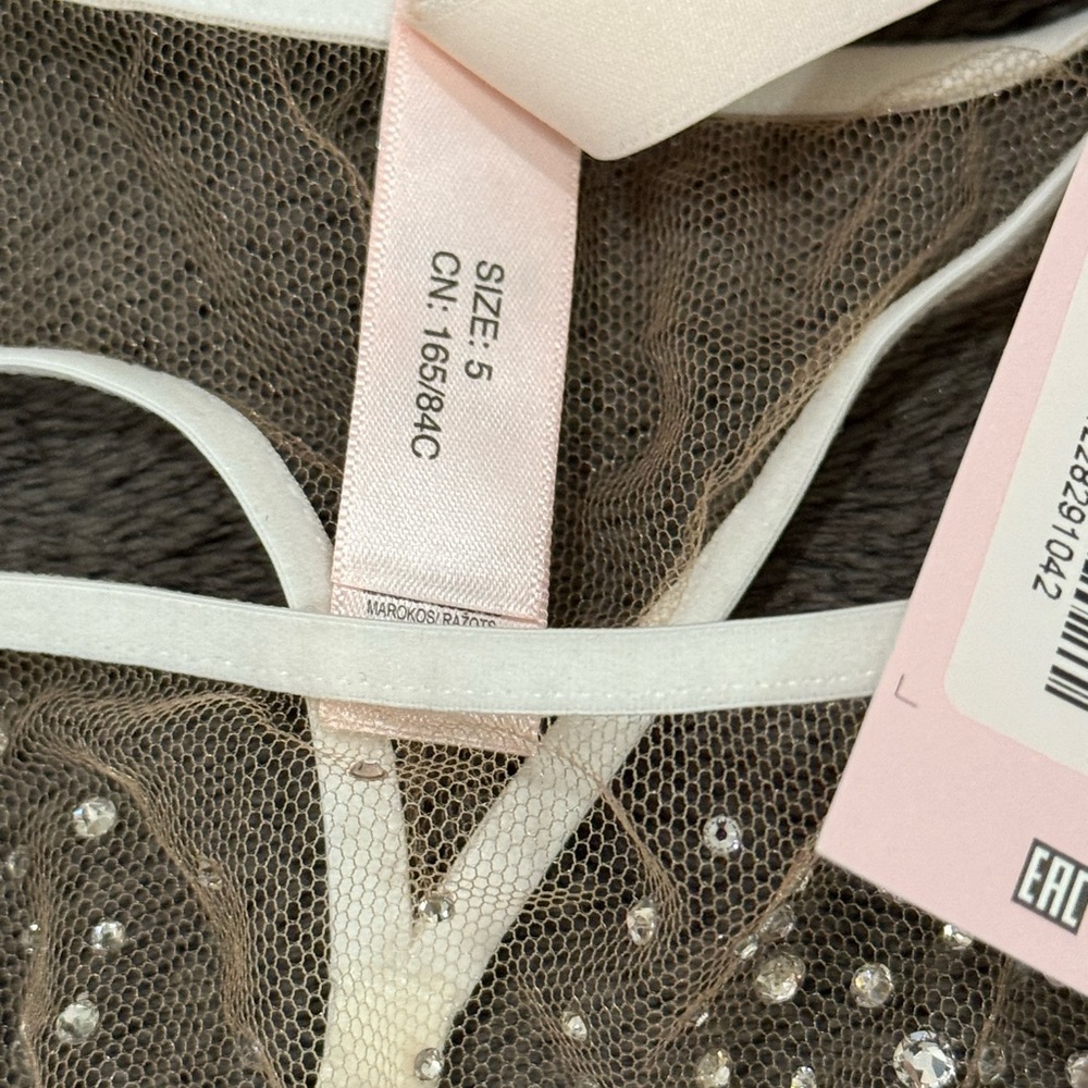 Agent Provocateur Solar Swarovski Crystal Thong White/Sand Size L/5 Brand NWT - Picture 8 of 10
